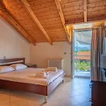Διαμέρισμα Helios Maisonette *